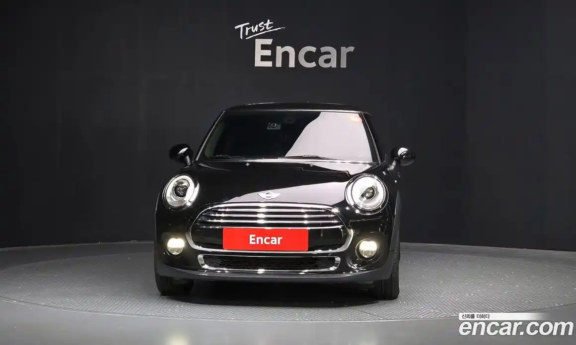 Mini Cooper 2016 1.5 Автомат в Москве № 153522, фото 10
