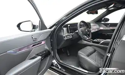 BMW 7-Series 2024 3.0 Автомат в Москве № 153964, миниатюра 11