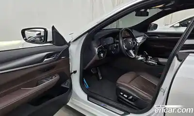 BMW Gran Turismo, 2023