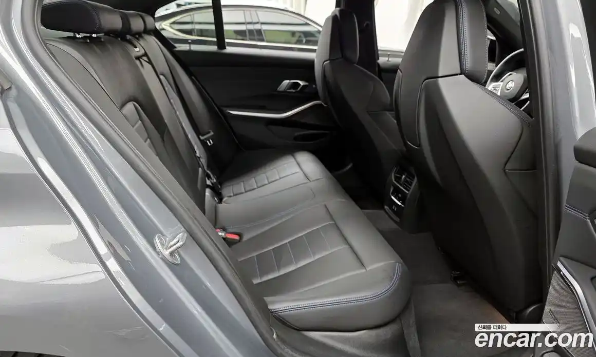 BMW 3-Series 2024 3.0 Автомат в Москве № 154717, фото 13