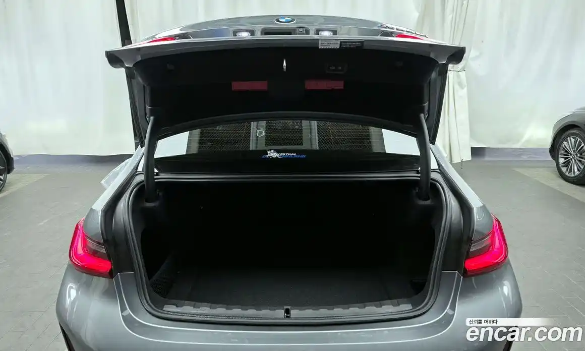 BMW 3-Series 2024 3.0 Автомат в Москве № 154717, фото 16