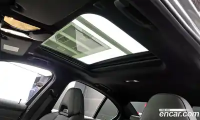 BMW 3-Series 2024 3.0 Автомат в Москве № 154717, миниатюра 7