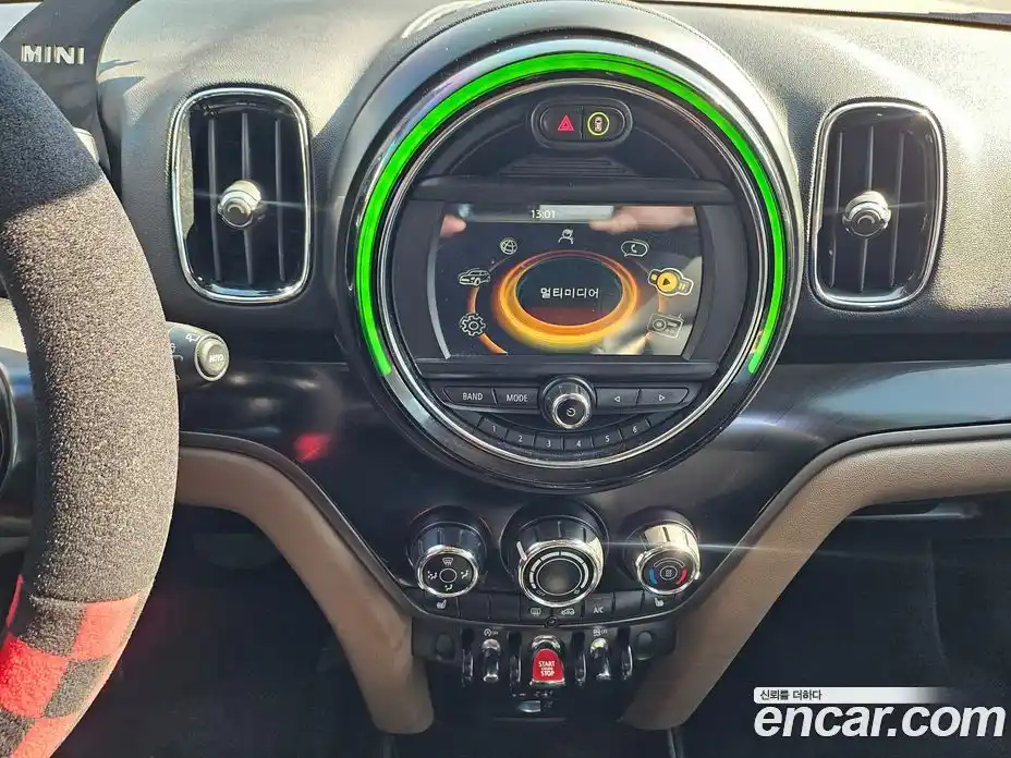 Mini Countryman 2018 2.0 Автомат в Москве № 154857, фото 16