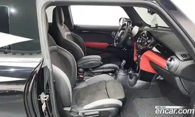 Mini Cooper 2021 2.0 Автомат в Москве № 156446, миниатюра 11