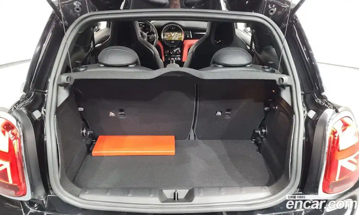 Mini Cooper 2021 2.0 Автомат в Москве № 156446, фото 20