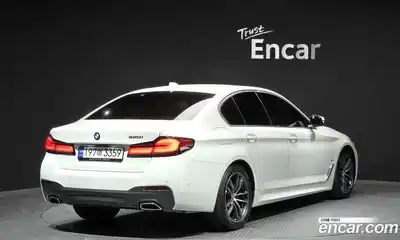 BMW 5-Series 2022 2.0 Автомат в Москве № 158051, миниатюра 2