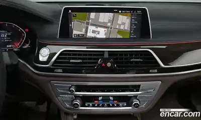 BMW 7-Series 2022 3.0 Автомат в Москве № 158489, миниатюра 3