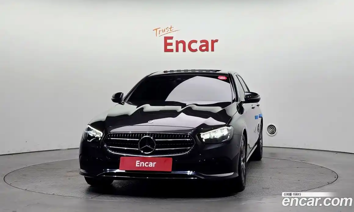 Mercedes-Benz E-Class 2021 2.0 Автомат в Москве № 158655, фото 12