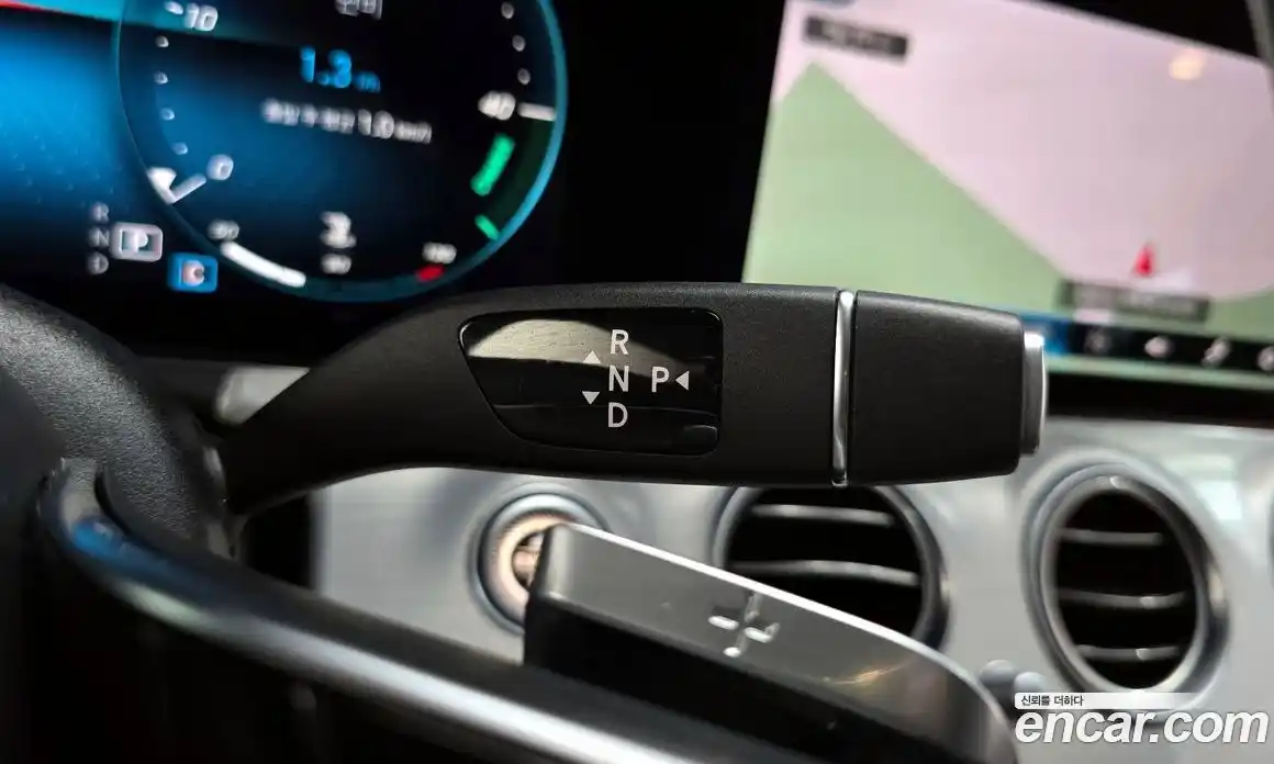 Mercedes-Benz E-Class 2021 2.0 Автомат в Москве № 158655, фото 15