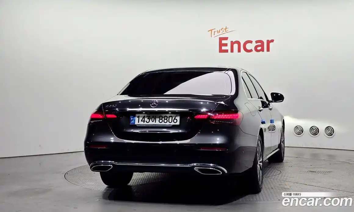 Mercedes-Benz E-Class 2021 2.0 Автомат в Москве № 158655, фото 16