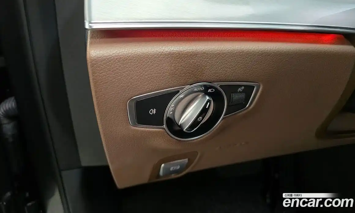 Mercedes-Benz E-Class 2021 2.0 Автомат в Москве № 158655, фото 17