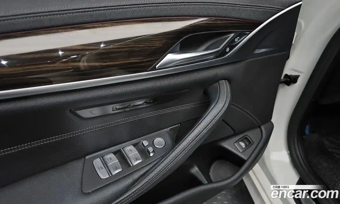 BMW 5-Series 2021 2.0 Автомат в Москве № 159327, фото 17