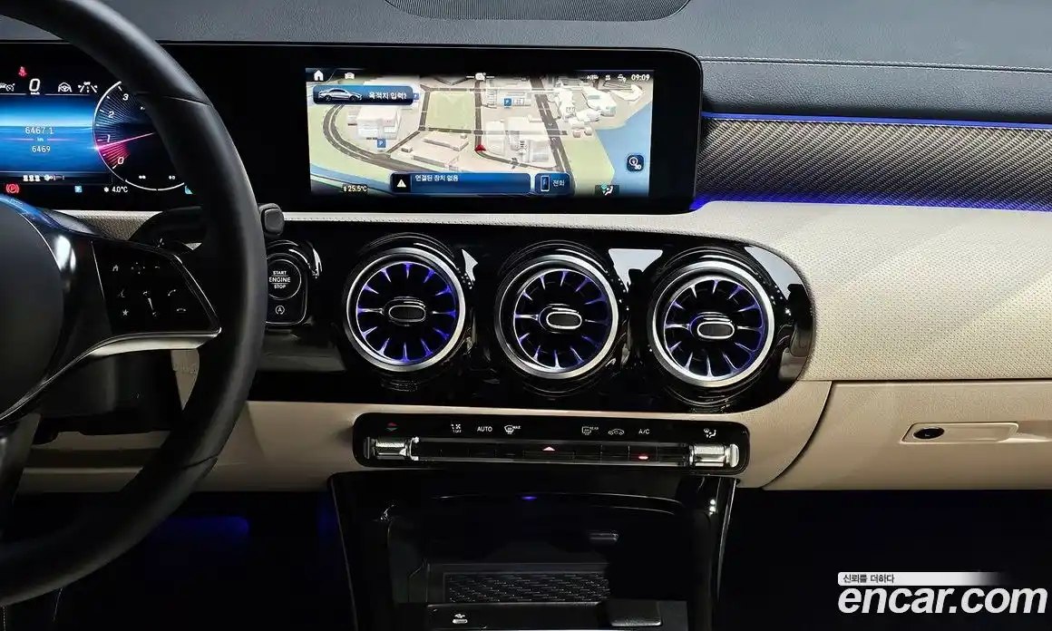 Mercedes-Benz CLA-Class 2025 2.0 Автомат в Москве № 160159, фото 15