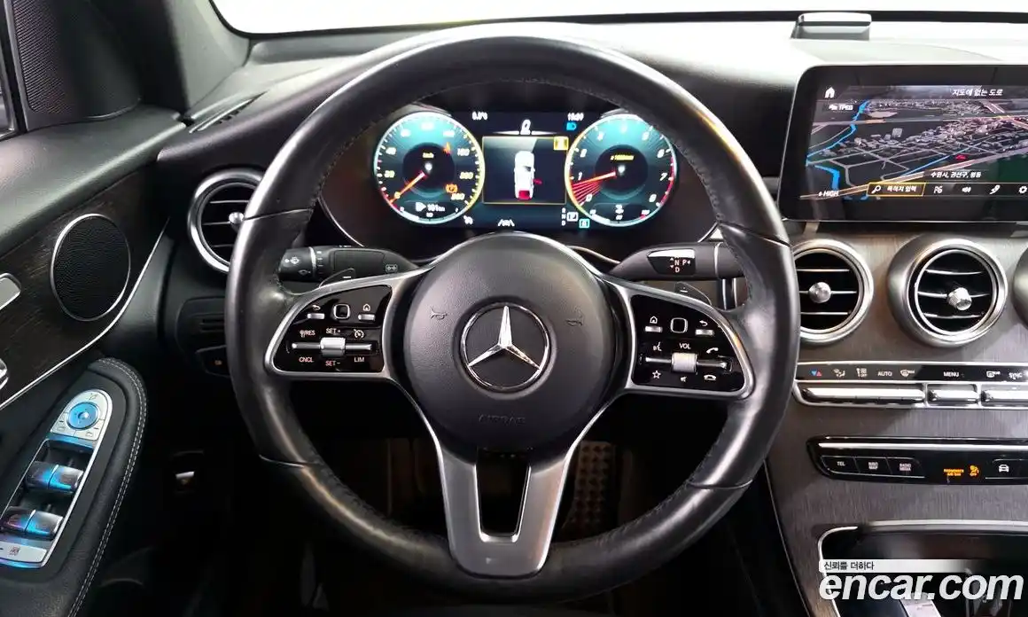 Mercedes-Benz GLC-Class 2020 2.0 Автомат в Москве № 160651, фото 12