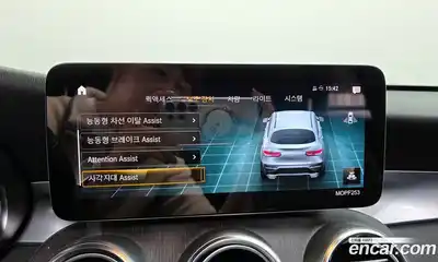 Mercedes-Benz GLC-Class 2020 2.0 Автомат в Москве № 160651, миниатюра 2