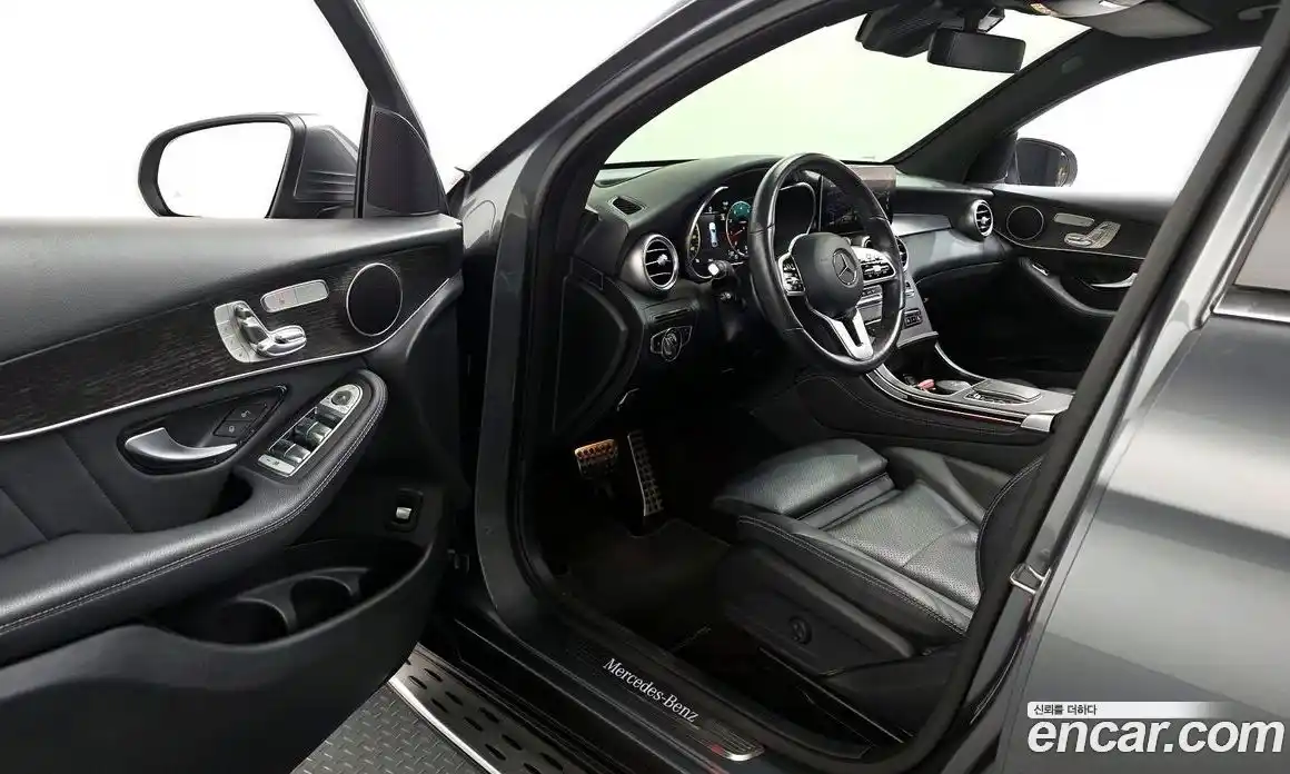 Mercedes-Benz GLC-Class 2020 2.0 Автомат в Москве № 160651, фото 4