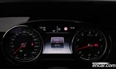 Mercedes-Benz E-Class 2020 2.0 Автомат в Москве № 161608, миниатюра 7