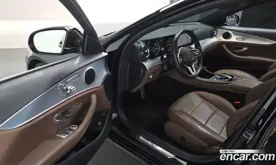 Mercedes-Benz E-Class 2020 2.0 Автомат в Москве № 161608, миниатюра 10