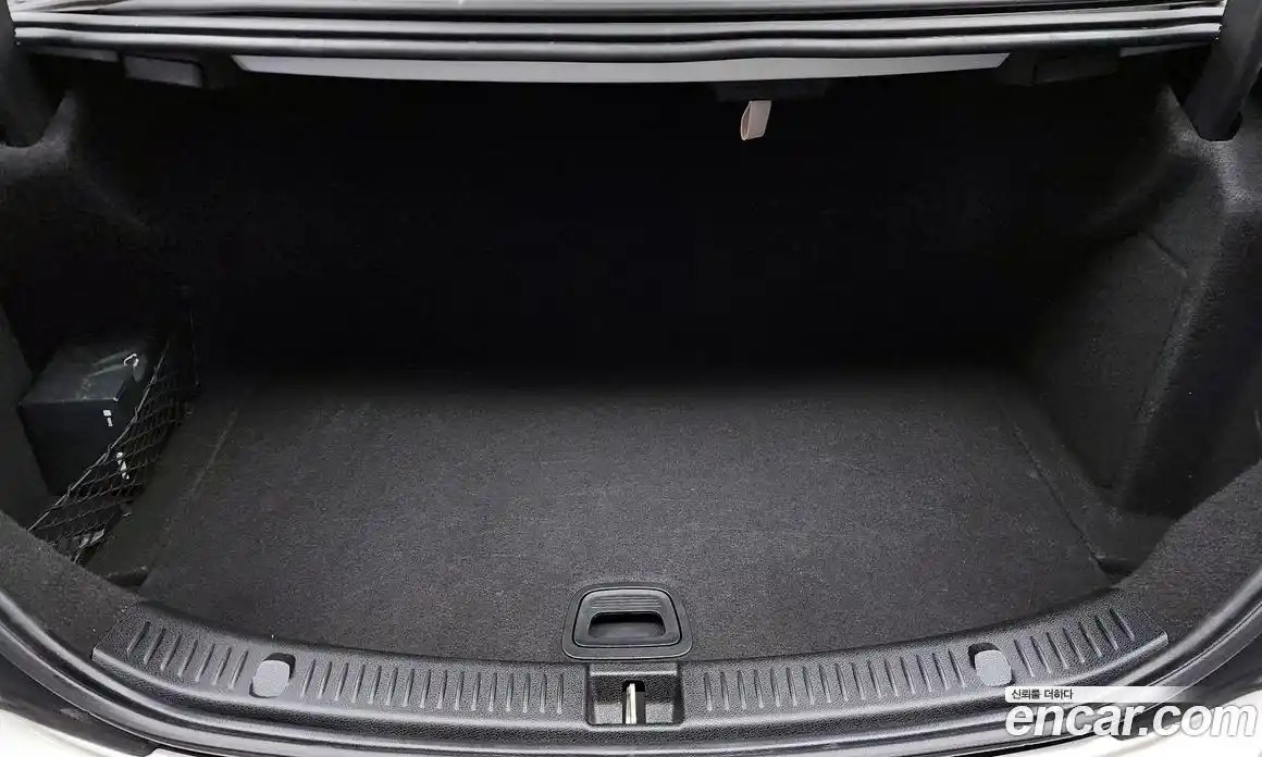 Mercedes-Benz E-Class 2022 1.9 Автомат в Москве № 161916, фото 4