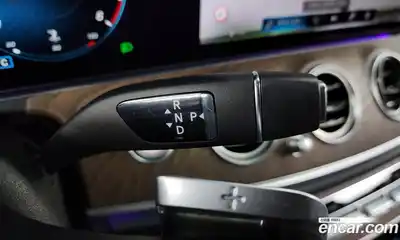 Mercedes-Benz E-Class 2022 1.9 Автомат в Москве № 161916, миниатюра 7