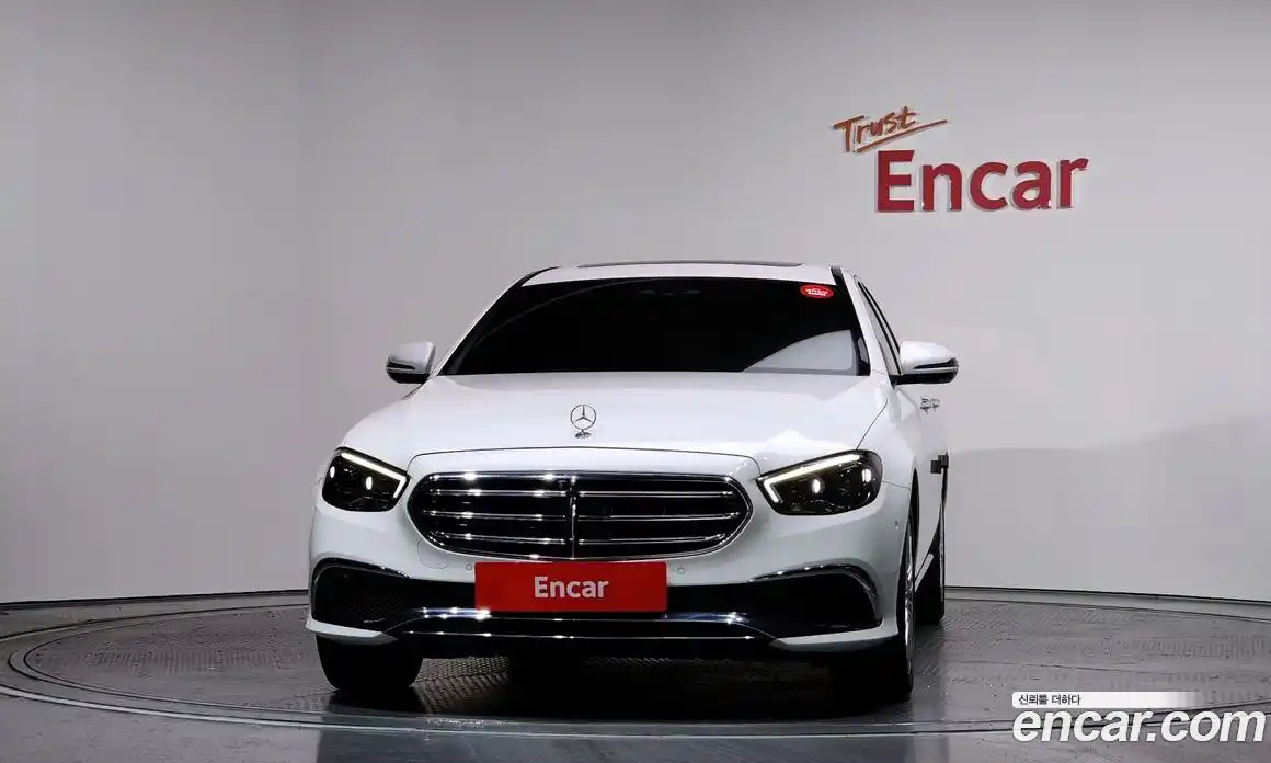 Mercedes-Benz E-Class 2022 1.9 Автомат в Москве № 161916, фото 10