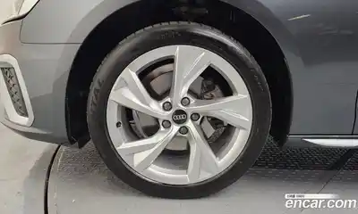 Audi A4 2022 2.0 Автомат в Москве № 163235, миниатюра 5