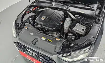 Audi A4 2022 2.0 Автомат в Москве № 163235, миниатюра 6