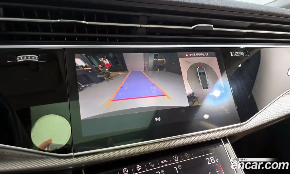 Audi Q8 2022 3.0 Автомат в Москве № 163642, фото 17