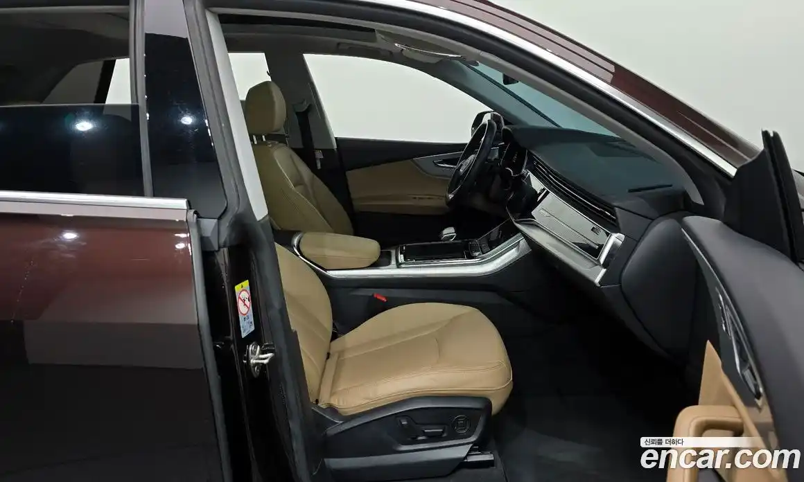 Audi Q8 2022 3.0 Автомат в Москве № 163642, фото 9