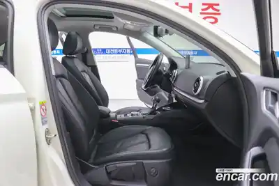 Audi A3 2014 2.0 Автомат в Москве № 164117, миниатюра 11