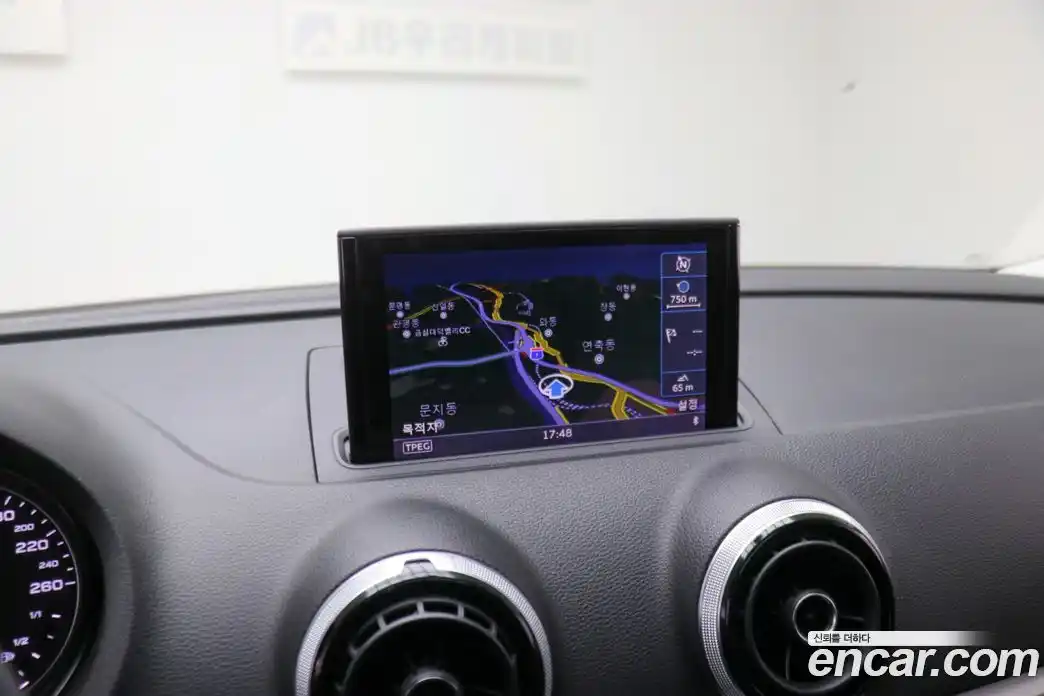 Audi A3 2014 2.0 Автомат в Москве № 164117, фото 15