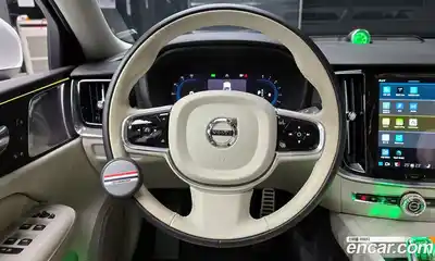 Volvo S60 2023 2.0 Автомат в Москве № 164297, миниатюра 6