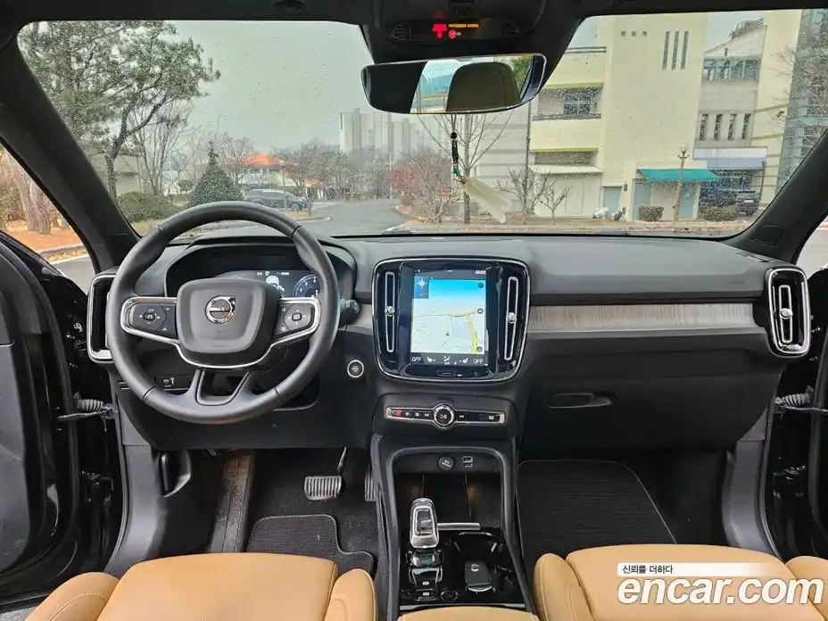 Volvo XC40 2021 2.0 Автомат в Москве № 164773, фото 10