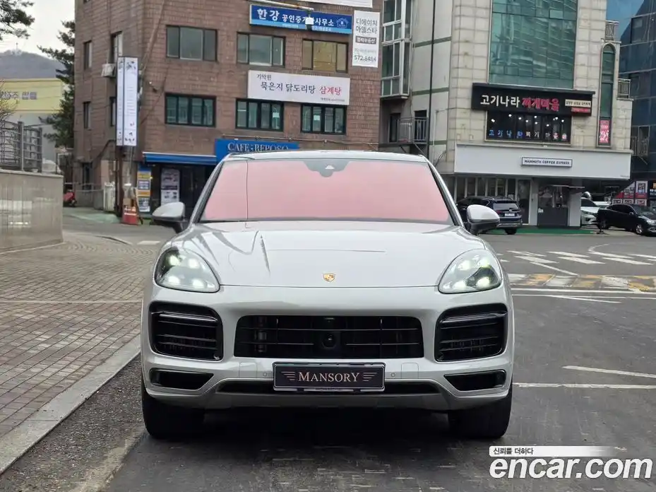 Porsche Cayenne 2023 3.0 Автомат в Москве № 165092, фото 3