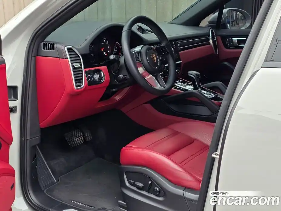 Porsche Cayenne 2023 3.0 Автомат в Москве № 165092, фото 7