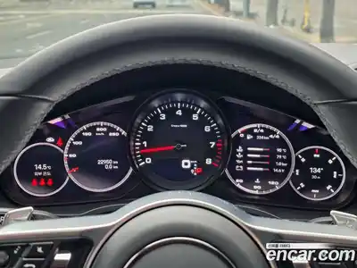 Porsche Cayenne 2023 3.0 Автомат в Москве № 165092, миниатюра 8