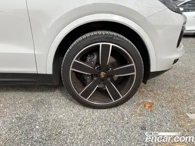 Porsche Cayenne 2021 3.0 Автомат в Москве № 165877, миниатюра 6