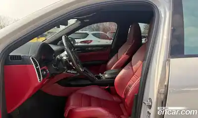 Porsche Cayenne 2021 3.0 Автомат в Москве № 165877, миниатюра 7