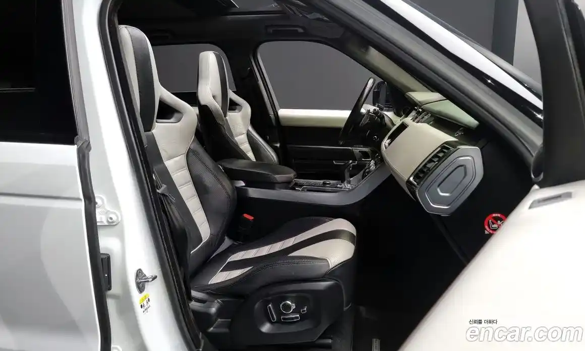 Land Rover Range-Rover Sport 2016 5.0 Автомат в Москве № 166537, фото 18