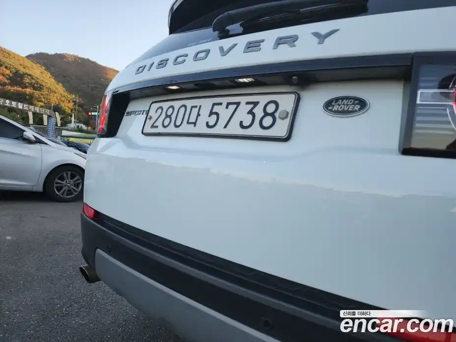 Land Rover Discovery Sport 2019 2.0 Автомат в Москве № 166878, фото 20