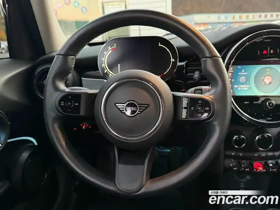 Mini Cooper 2022 2.0 Автомат в Москве № 167474, фото 10