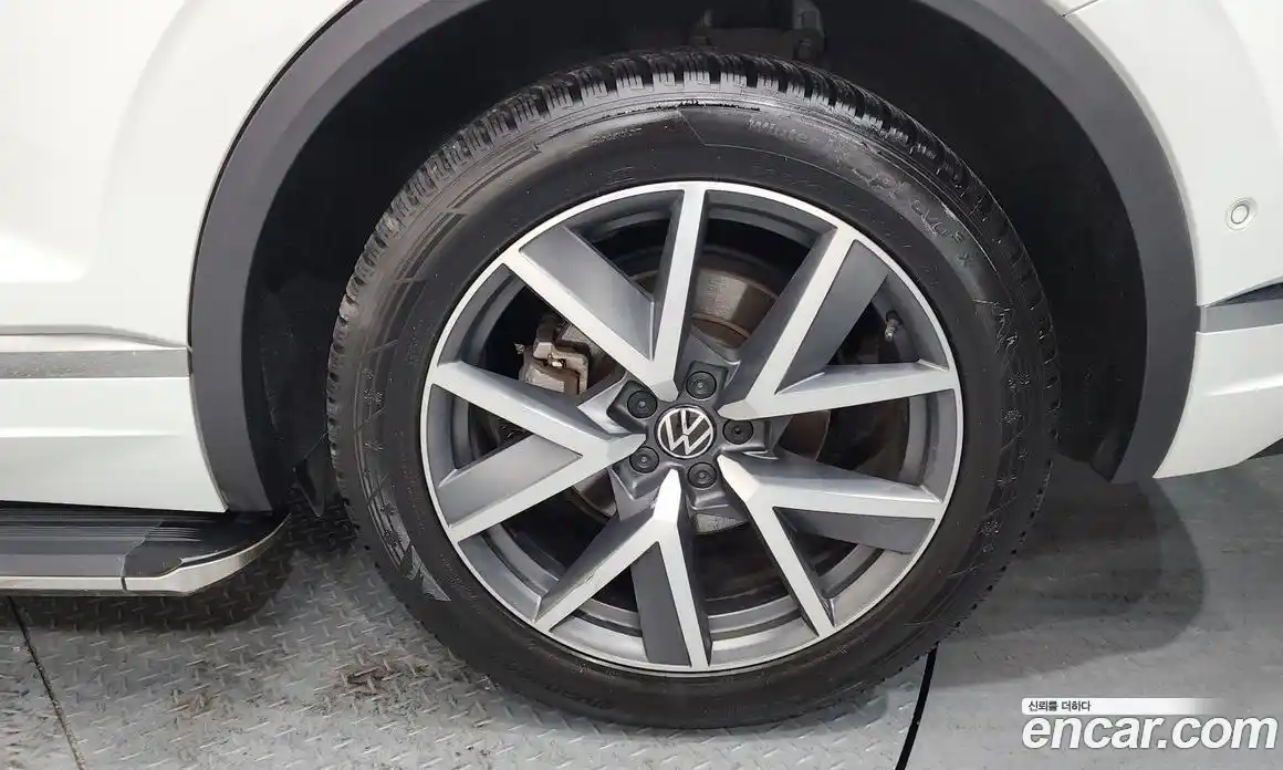 Volkswagen Touareg 2021 3.0 Автомат в Москве № 168763, фото 11