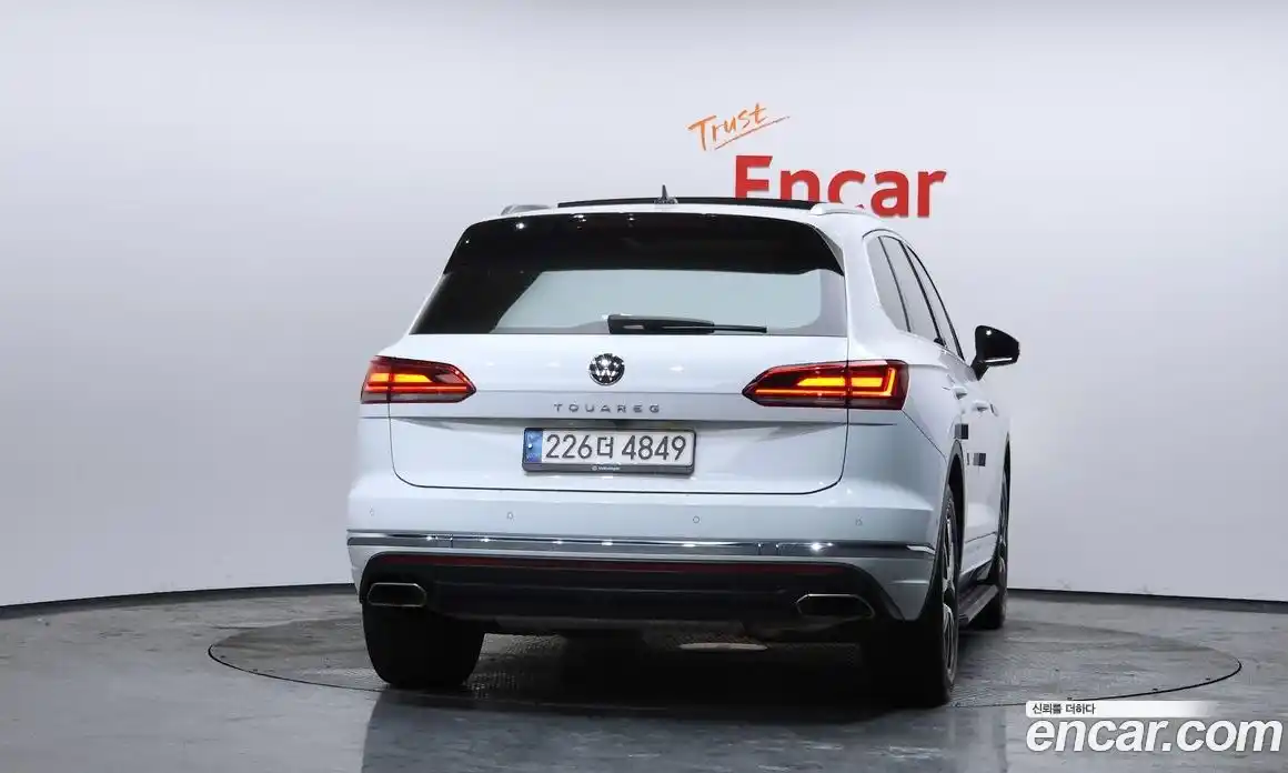 Volkswagen Touareg 2021 3.0 Автомат в Москве № 168763, фото 17