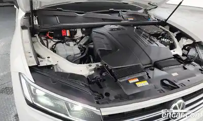 Volkswagen Touareg 2021 3.0 Автомат в Москве № 168763, миниатюра 5