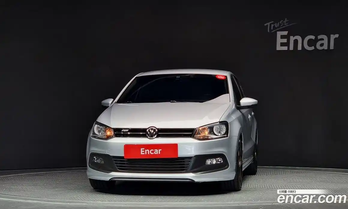 Volkswagen Polo 2013 1.6 Автомат в Москве № 168768, фото 3