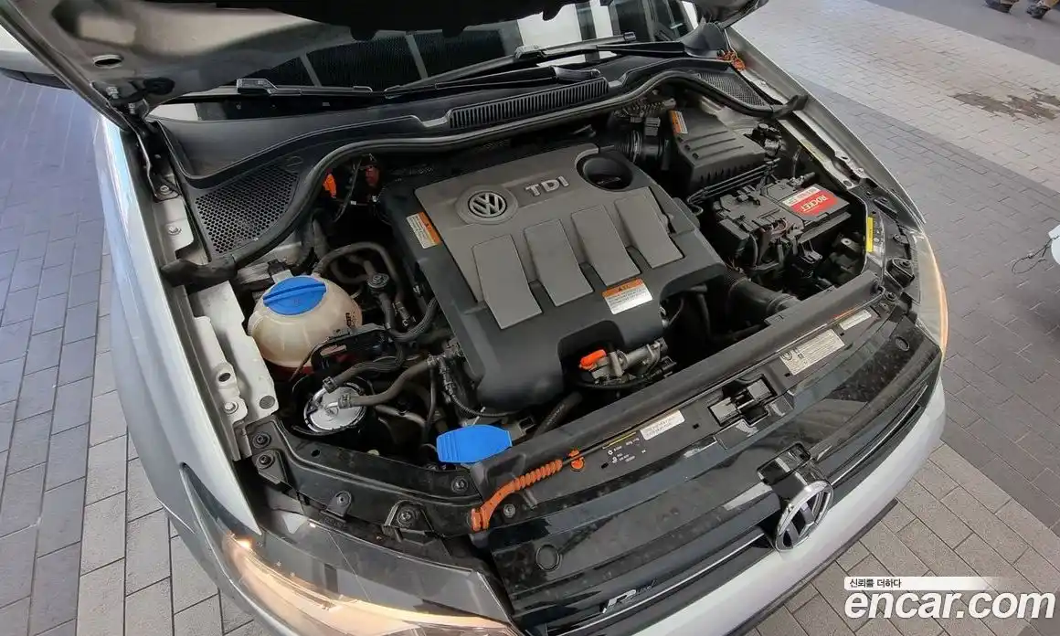 Volkswagen Polo 2013 1.6 Автомат в Москве № 168768, фото 6