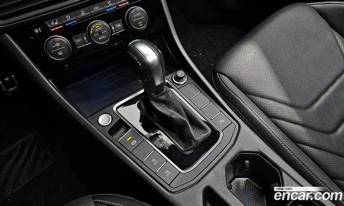 Volkswagen Jetta 2020 1.4 Автомат в Москве № 168791, фото 9