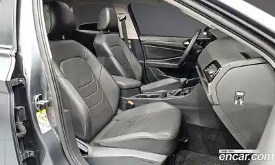 Volkswagen Jetta 2020 1.4 Автомат в Москве № 168791, миниатюра 10