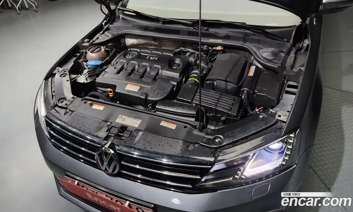 Volkswagen Jetta 2015 2.0 Автомат в Москве № 169065, фото 18