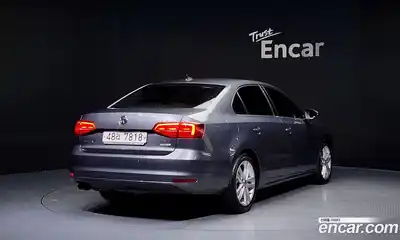Volkswagen Jetta 2015 2.0 Автомат в Москве № 169065, миниатюра 2